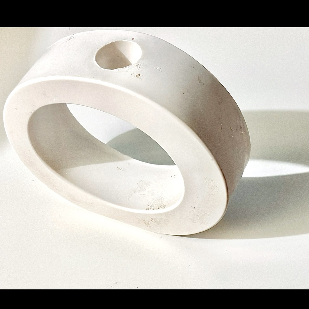 Oval Vase - Picture 2 of 2